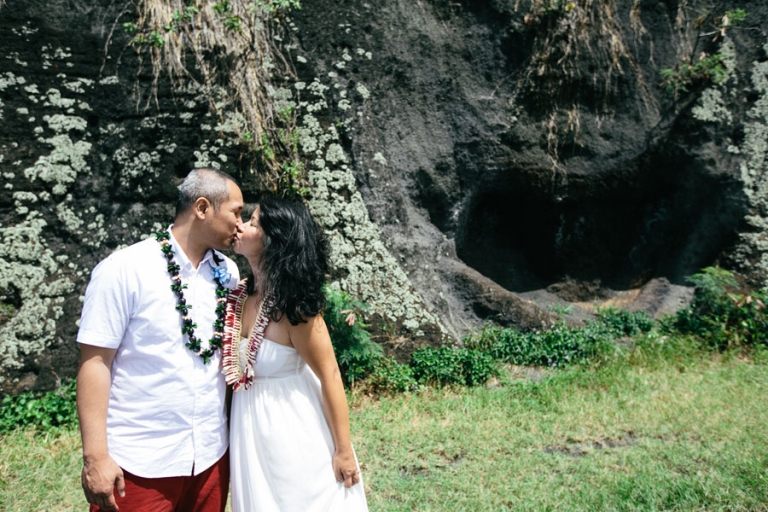 Hawaii-Wedding-Photographer-16