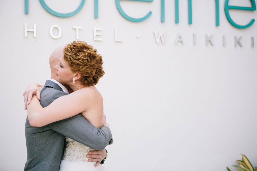 Kahala-Beach-Hawaiian-Wedding-Photographer-16