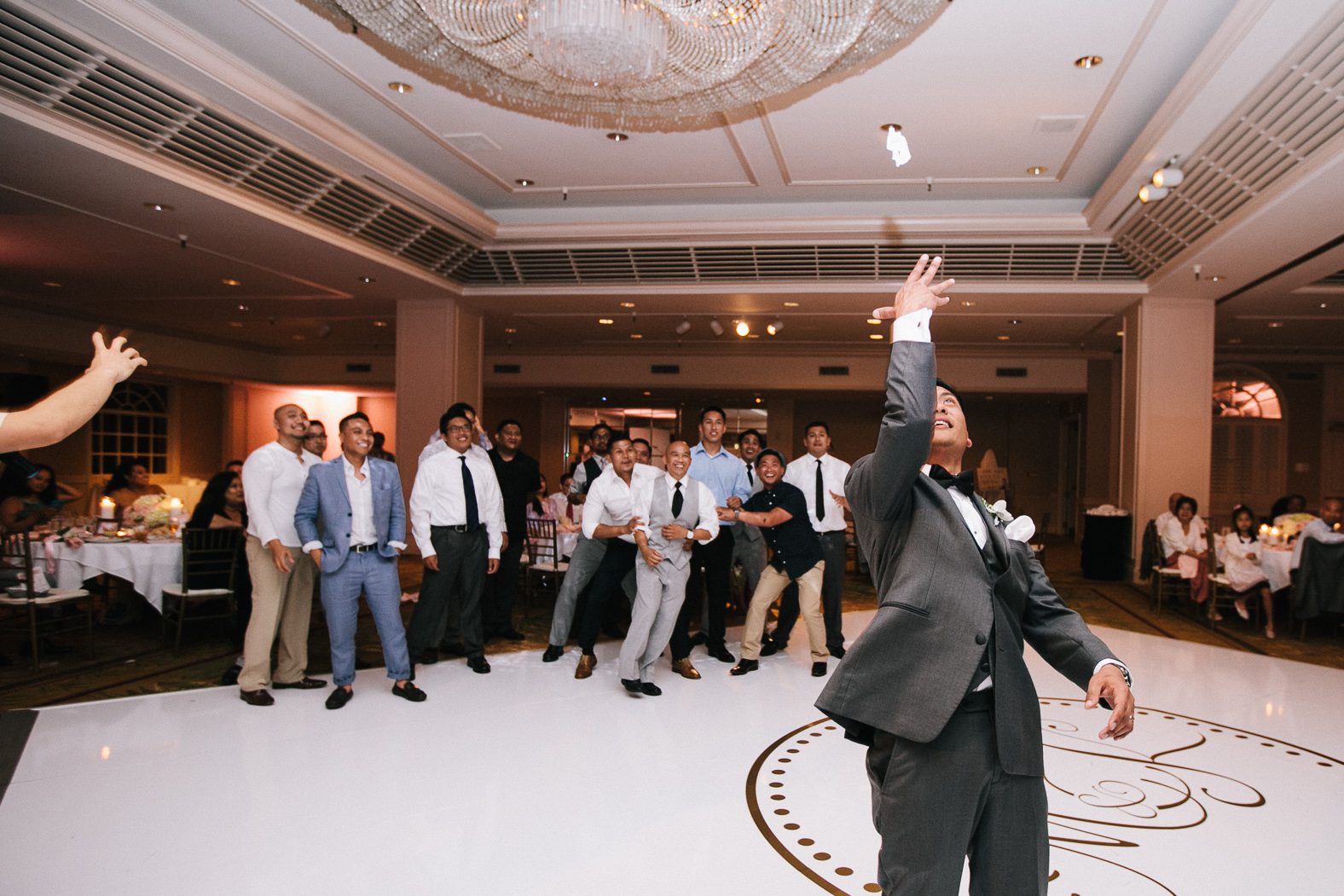 hyatt-waikiki-wedding-photographer-75