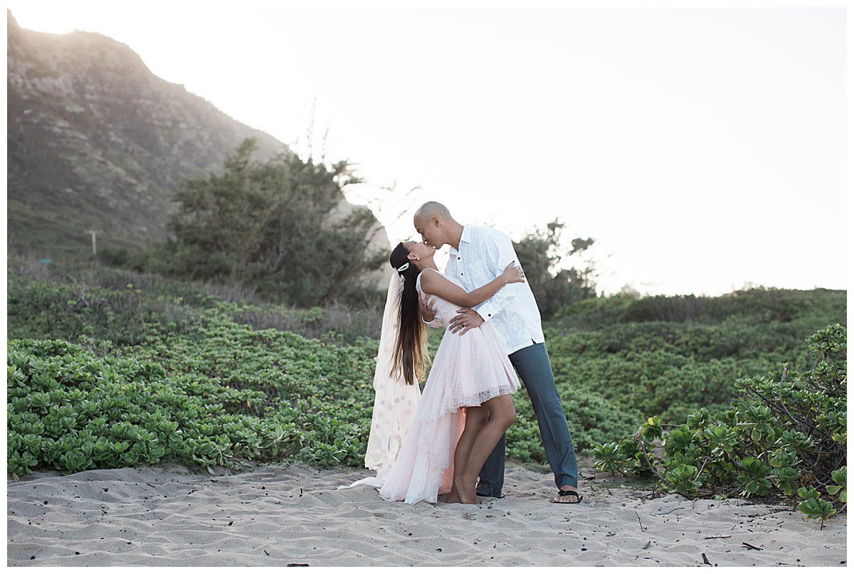 mokuleia beach wedding